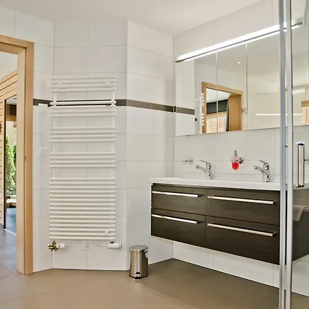 Rothenegg - Griwa Rent Ag 格林德瓦